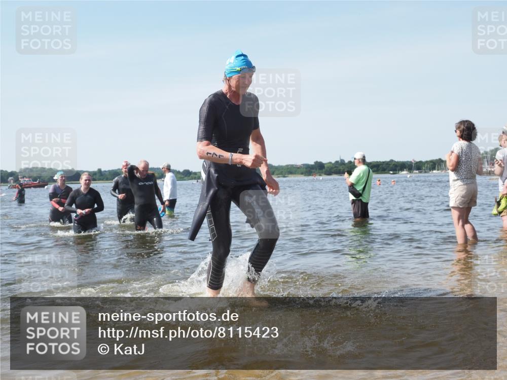 22.06.2025 - Viking Triathlon KatJ http://msf.ph/oto/8115423 22.06.2025 10:42:48 Schwimmen 133, 171, 240, 282, 369, 441, 624 meine-sportfotos.de
