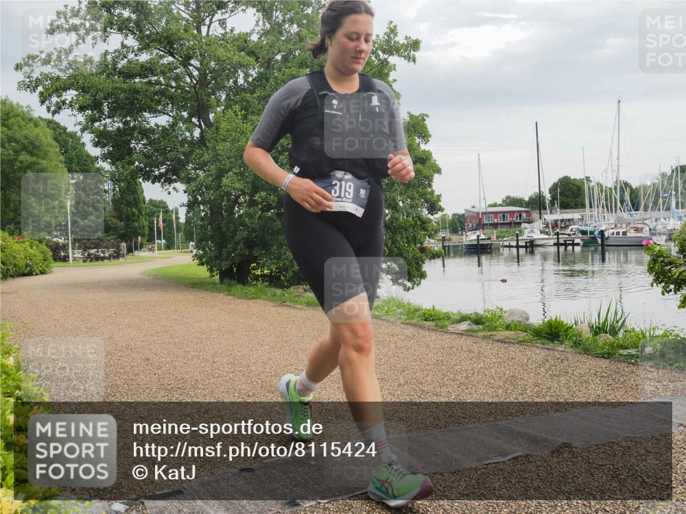 22.06.2025 - Viking Triathlon KatJ http://msf.ph/oto/8115424 22.06.2025 16:48:39 Laufen 319 meine-sportfotos.de