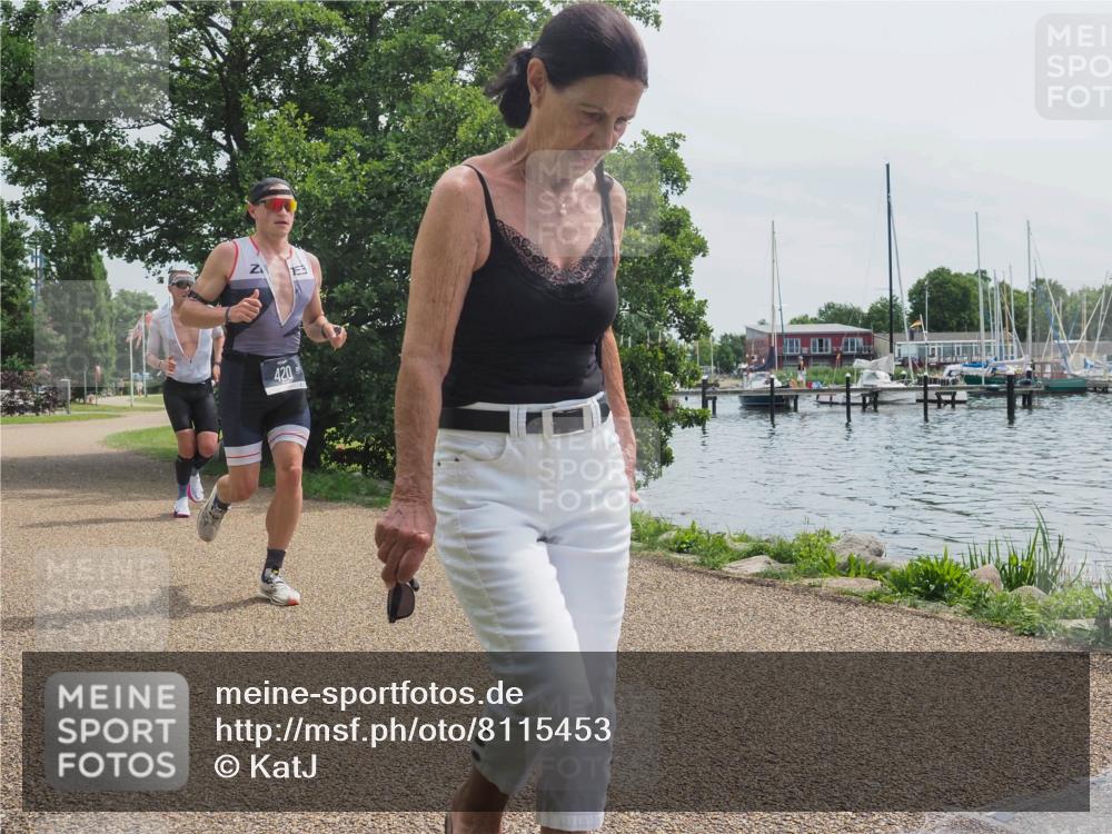 22.06.2025 - Viking Triathlon KatJ http://msf.ph/oto/8115453 22.06.2025 12:54:08 Laufen 99, 420 meine-sportfotos.de