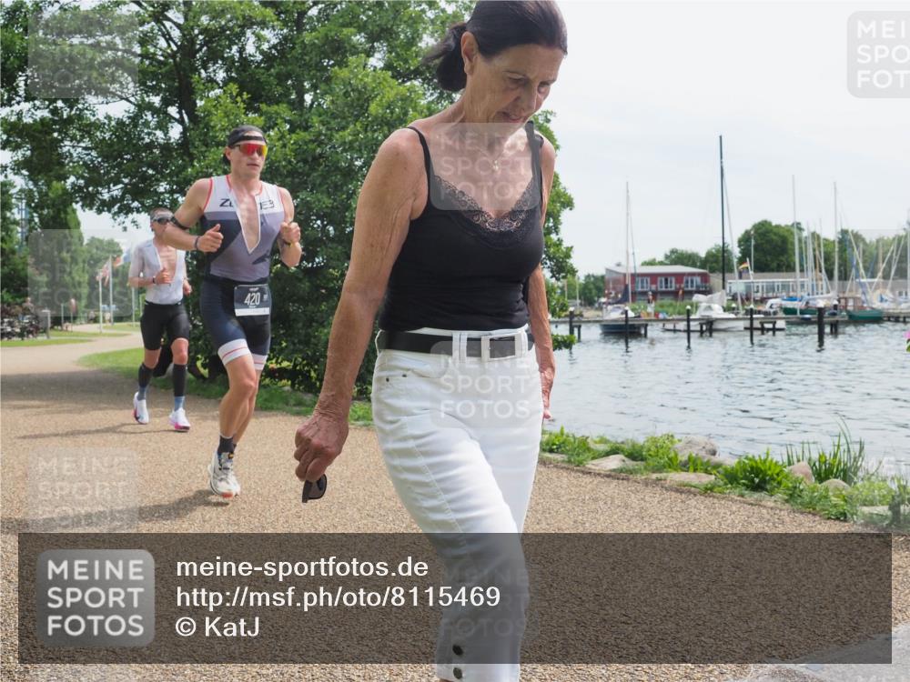 22.06.2025 - Viking Triathlon KatJ http://msf.ph/oto/8115469 22.06.2025 12:54:08 Laufen 99, 420 meine-sportfotos.de