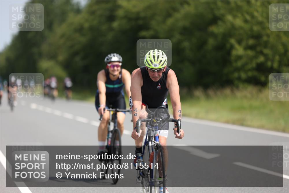 22.06.2025 - Viking Triathlon Yannick Fuchs http://msf.ph/oto/8115514 22.06.2025 11:40:10 Radfahren 26, 36, 135, 299, 399, 439, 447, 496, 531 meine-sportfotos.de