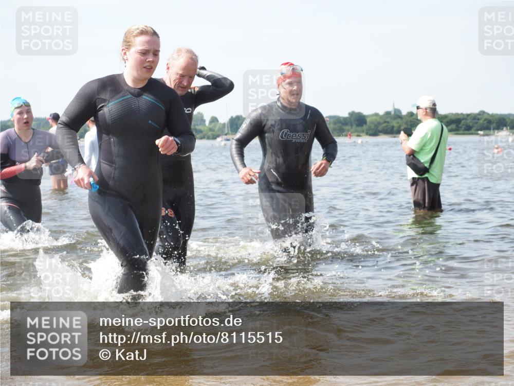 22.06.2025 - Viking Triathlon KatJ http://msf.ph/oto/8115515 22.06.2025 10:42:52 Schwimmen 66, 133, 240, 282, 309, 369, 441, 450, 624 meine-sportfotos.de