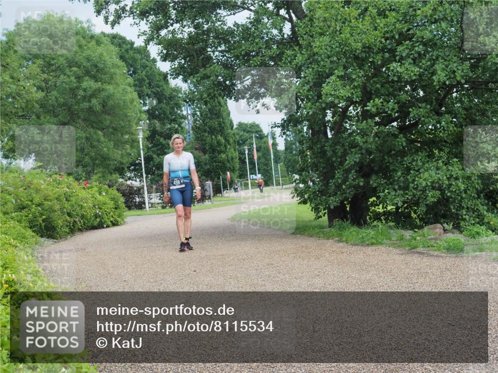 22.06.2025 - Viking Triathlon KatJ http://msf.ph/oto/8115534 22.06.2025 16:55:22 Laufen  meine-sportfotos.de