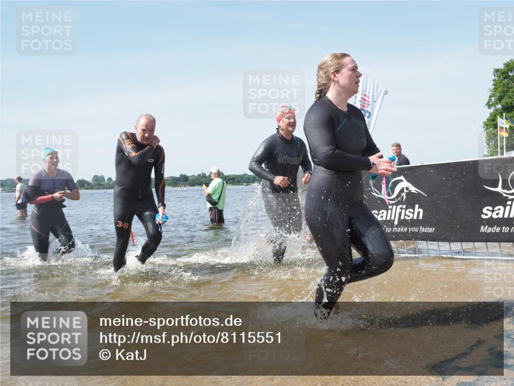 22.06.2025 - Viking Triathlon KatJ http://msf.ph/oto/8115551 22.06.2025 10:42:54 Schwimmen 66, 128, 133, 186, 240, 282, 309, 369, 441, 450, 624 meine-sportfotos.de