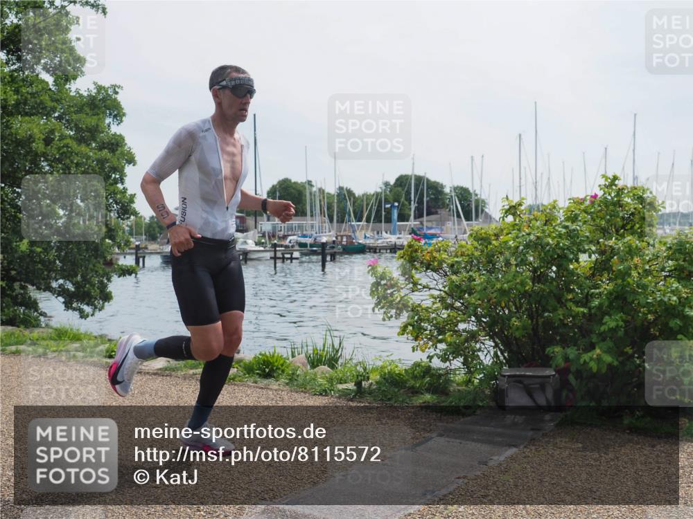 22.06.2025 - Viking Triathlon KatJ http://msf.ph/oto/8115572 22.06.2025 12:54:10 Laufen 99, 420 meine-sportfotos.de