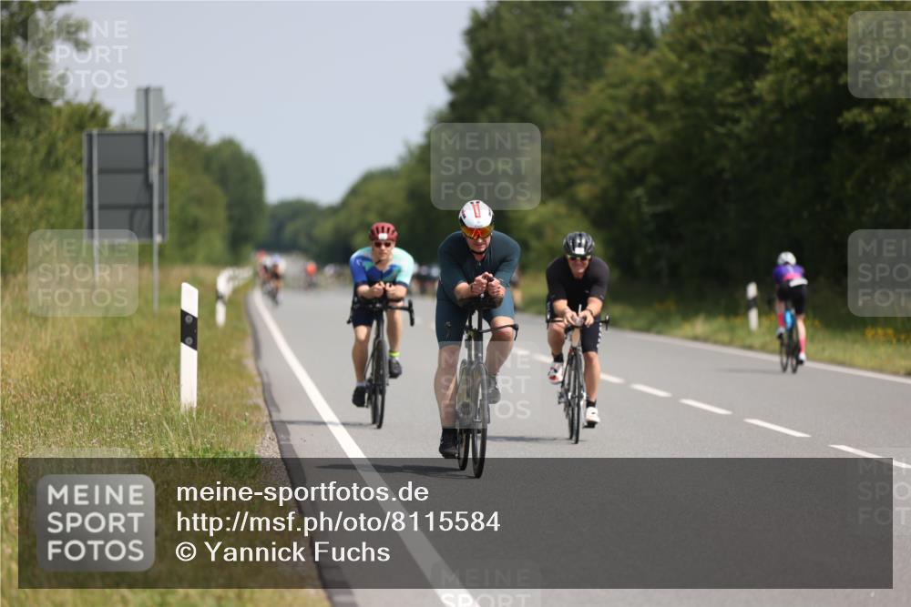 22.06.2025 - Viking Triathlon Yannick Fuchs http://msf.ph/oto/8115584 22.06.2025 11:40:13 Radfahren 36, 135, 200, 399, 439, 447, 496, 531 meine-sportfotos.de