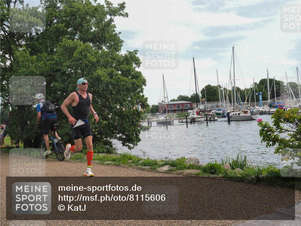 22.06.2025 - Viking Triathlon KatJ http://msf.ph/oto/8115606 22.06.2025 13:24:27 Laufen 114, 411, 552 meine-sportfotos.de