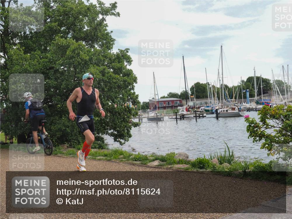 22.06.2025 - Viking Triathlon KatJ http://msf.ph/oto/8115624 22.06.2025 13:24:28 Laufen 114, 411, 552 meine-sportfotos.de