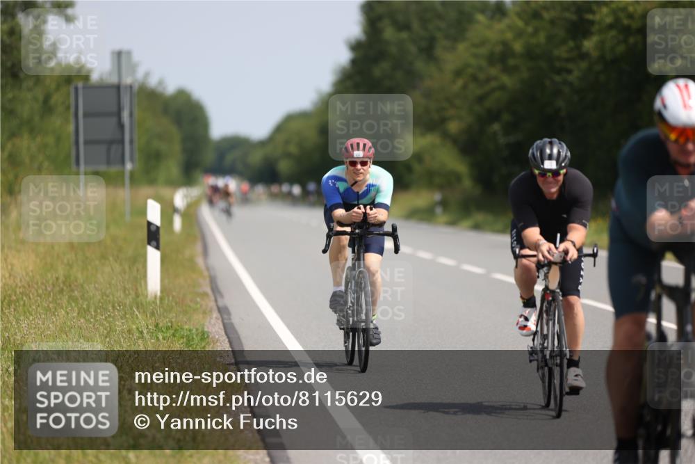 22.06.2025 - Viking Triathlon Yannick Fuchs http://msf.ph/oto/8115629 22.06.2025 11:40:15 Radfahren 36, 135, 200, 399, 439, 447, 496, 531 meine-sportfotos.de