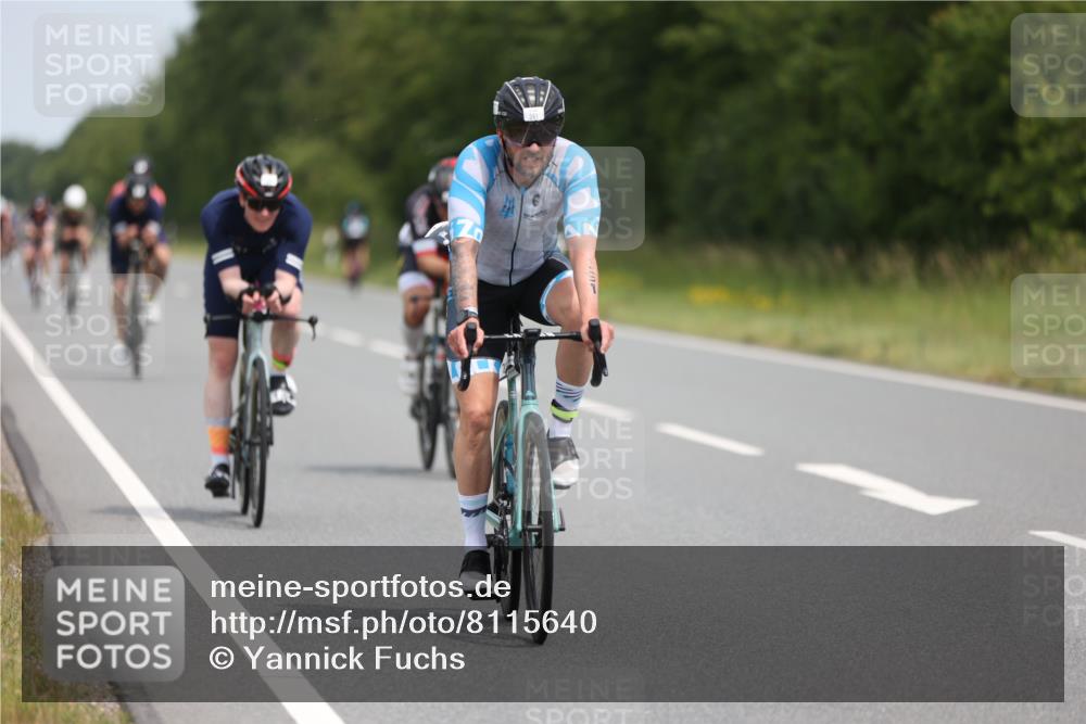 22.06.2025 - Viking Triathlon Yannick Fuchs http://msf.ph/oto/8115640 22.06.2025 12:17:34 Radfahren 44, 54, 156, 194, 220, 335, 357, 361, 639 meine-sportfotos.de