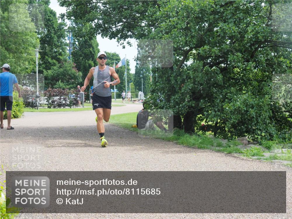 22.06.2025 - Viking Triathlon KatJ http://msf.ph/oto/8115685 22.06.2025 12:54:36 Laufen 662 meine-sportfotos.de