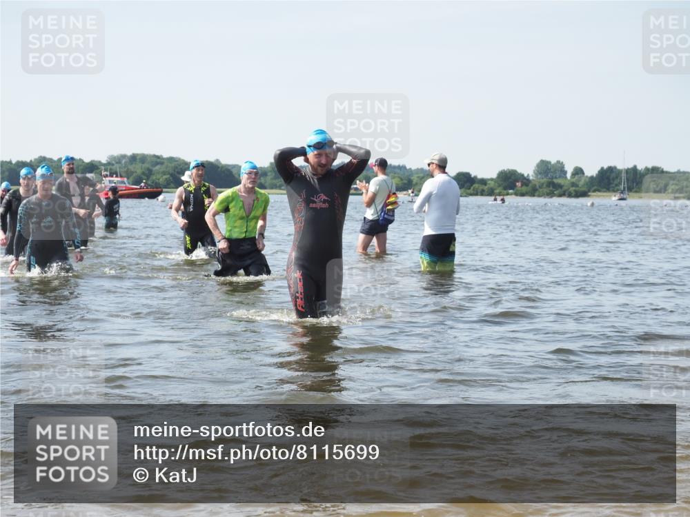22.06.2025 - Viking Triathlon KatJ http://msf.ph/oto/8115699 22.06.2025 10:43:01 Schwimmen 66, 110, 128, 133, 167, 186, 282, 309, 328, 358, 450, 489 meine-sportfotos.de