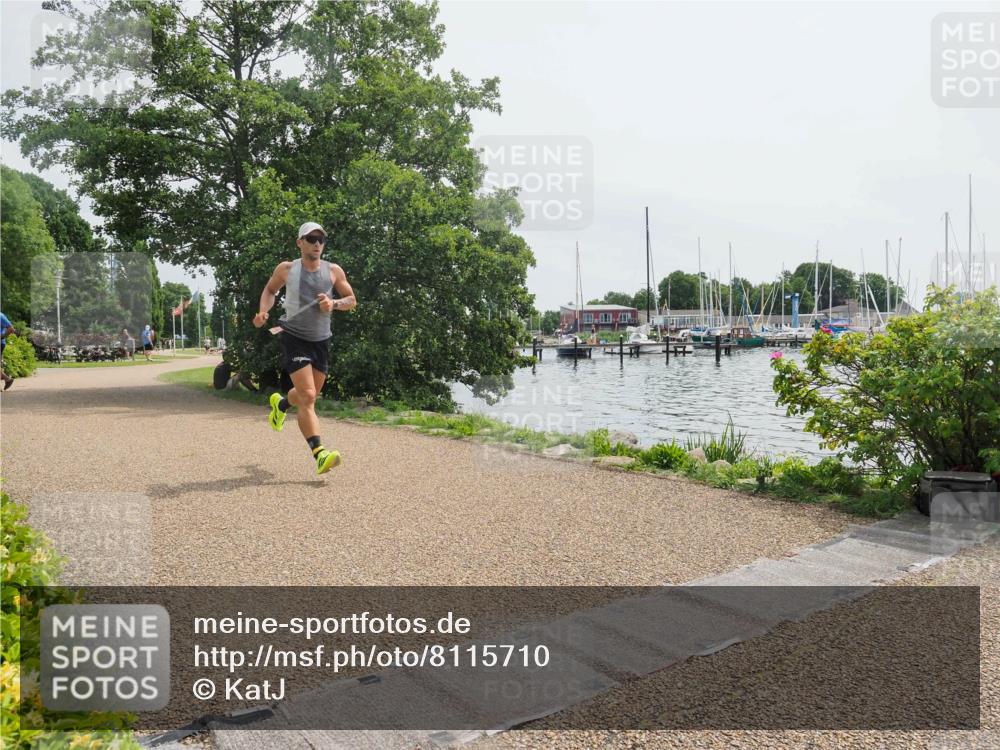22.06.2025 - Viking Triathlon KatJ http://msf.ph/oto/8115710 22.06.2025 12:54:37 Laufen 662 meine-sportfotos.de