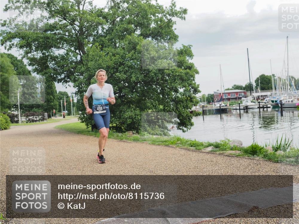 22.06.2025 - Viking Triathlon KatJ http://msf.ph/oto/8115736 22.06.2025 16:55:26 Laufen 498 meine-sportfotos.de