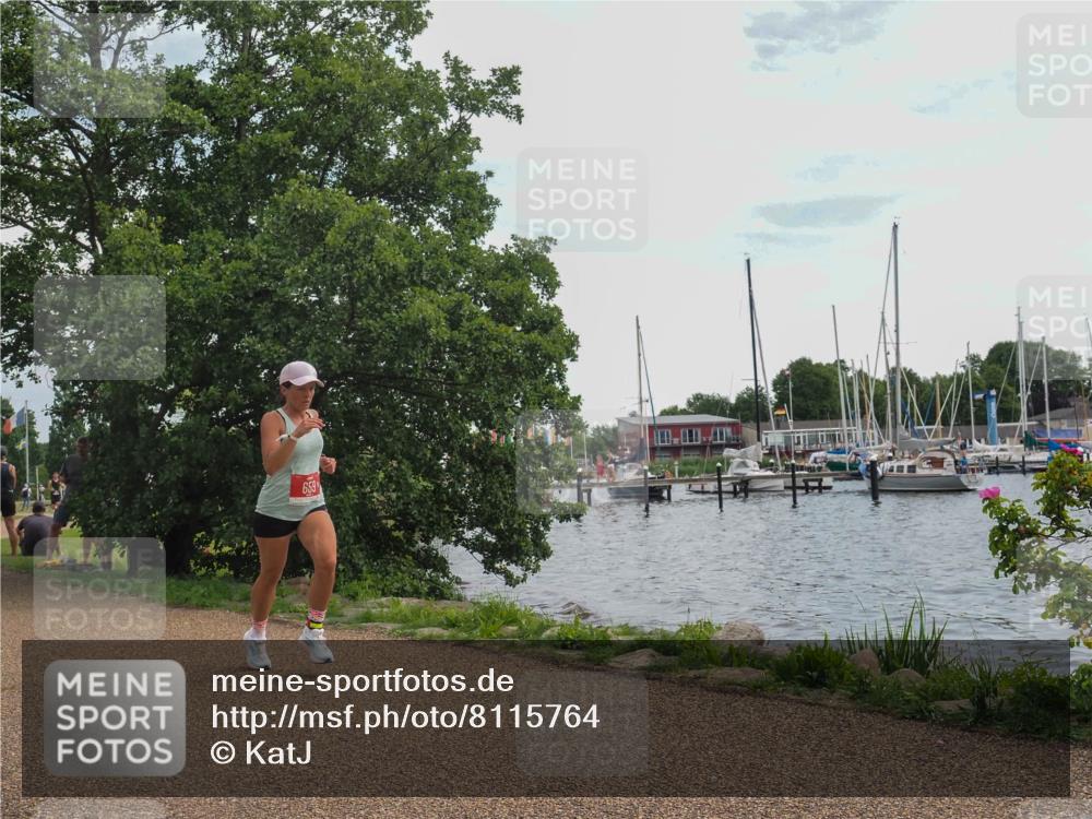 22.06.2025 - Viking Triathlon KatJ http://msf.ph/oto/8115764 22.06.2025 13:24:37 Laufen 659 meine-sportfotos.de
