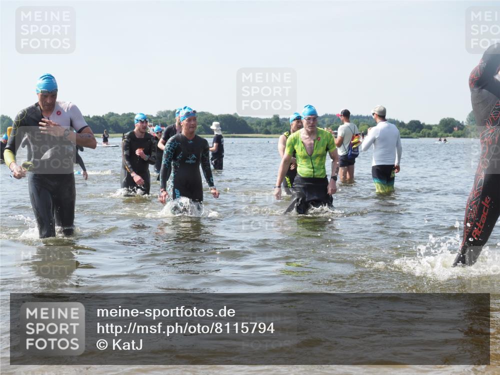 22.06.2025 - Viking Triathlon KatJ http://msf.ph/oto/8115794 22.06.2025 10:43:04 Schwimmen 31, 66, 109, 110, 128, 133, 167, 186, 309, 328, 358, 450, 489 meine-sportfotos.de