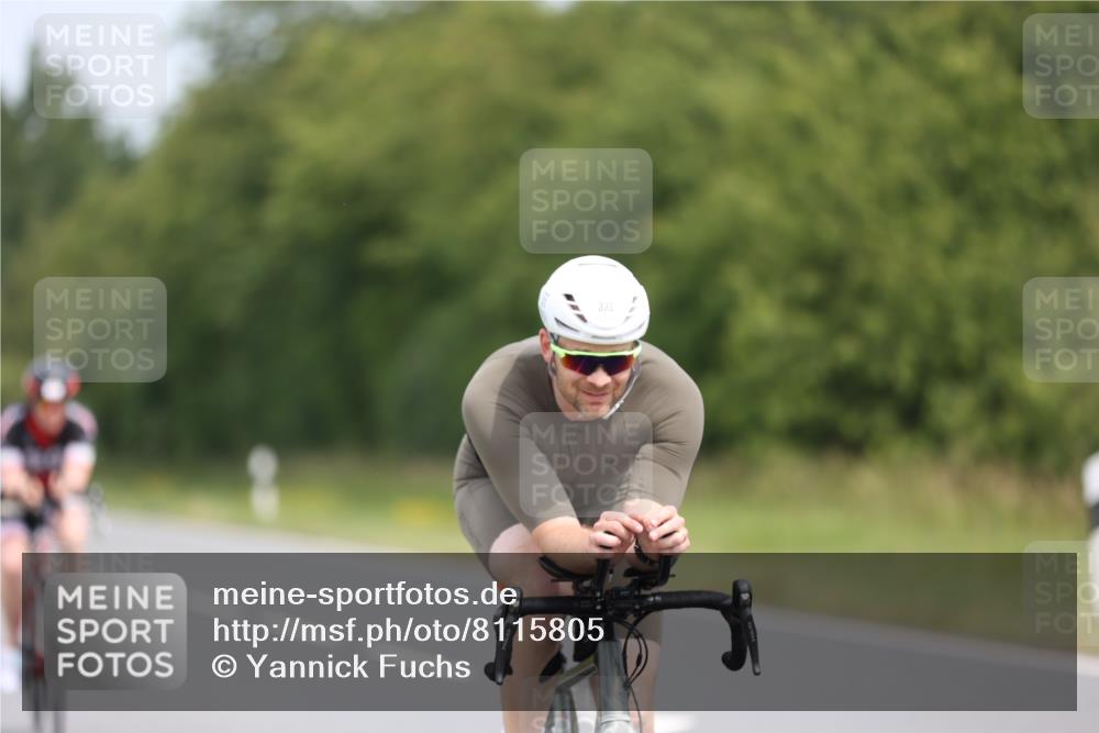 22.06.2025 - Viking Triathlon Yannick Fuchs http://msf.ph/oto/8115805 22.06.2025 12:17:41 Radfahren 44, 45, 54, 58, 214, 335, 357, 414, 464, 488, 511, 639 meine-sportfotos.de