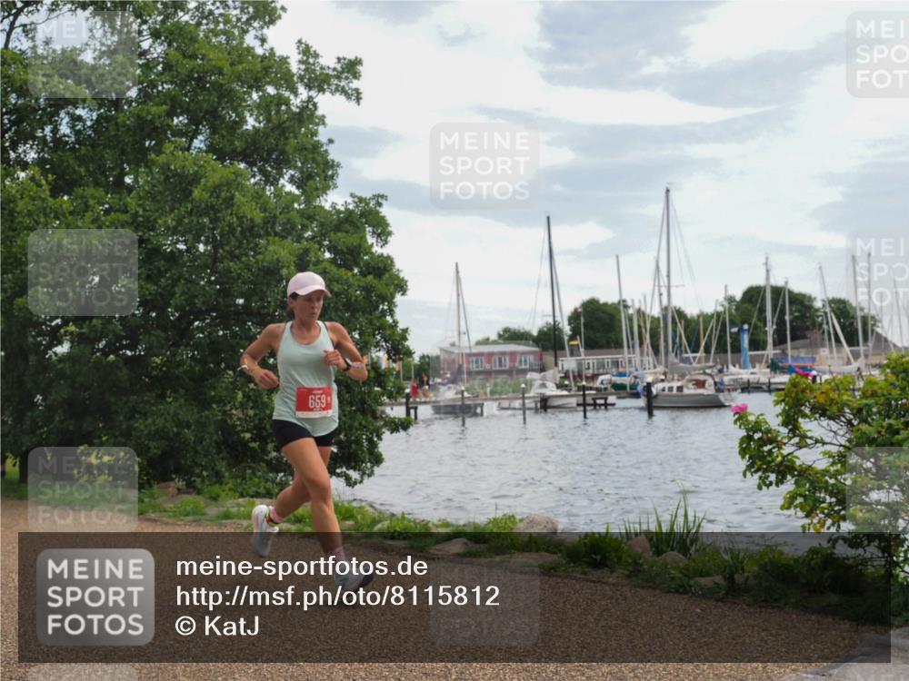 22.06.2025 - Viking Triathlon KatJ http://msf.ph/oto/8115812 22.06.2025 13:24:38 Laufen 659 meine-sportfotos.de