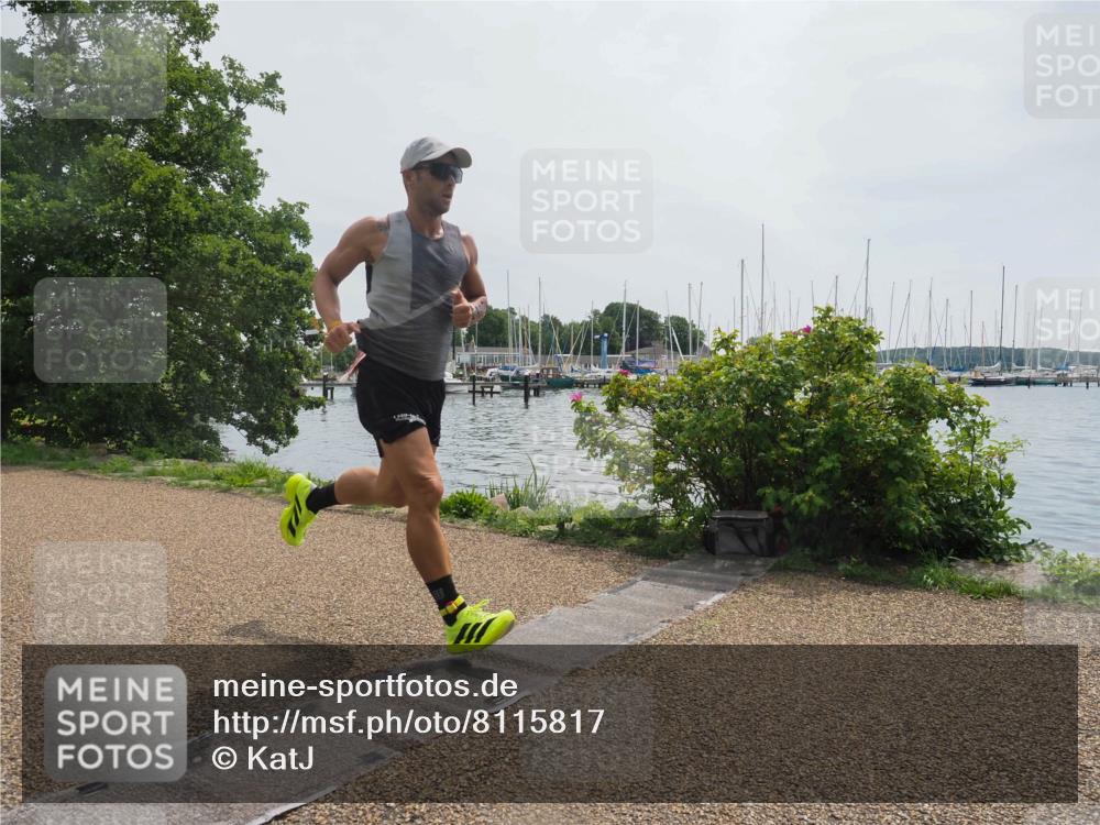 22.06.2025 - Viking Triathlon KatJ http://msf.ph/oto/8115817 22.06.2025 12:54:38 Laufen 662 meine-sportfotos.de