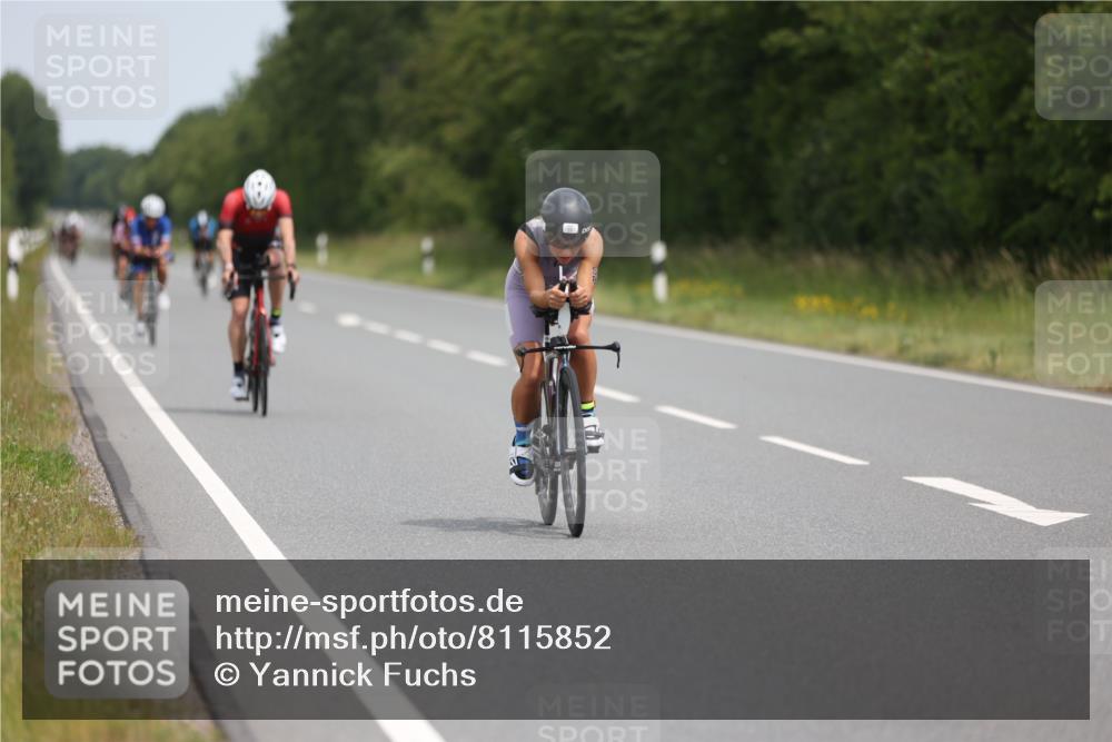 22.06.2025 - Viking Triathlon Yannick Fuchs http://msf.ph/oto/8115852 22.06.2025 12:17:43 Radfahren 44, 45, 58, 214, 335, 357, 414, 464, 488, 509, 511, 639 meine-sportfotos.de