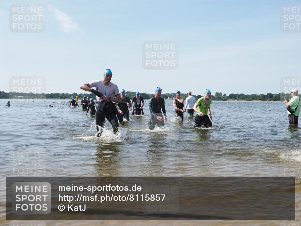 22.06.2025 - Viking Triathlon KatJ http://msf.ph/oto/8115857 22.06.2025 10:43:06 Schwimmen 31, 66, 109, 110, 128, 133, 167, 186, 309, 328, 358, 450, 489 meine-sportfotos.de