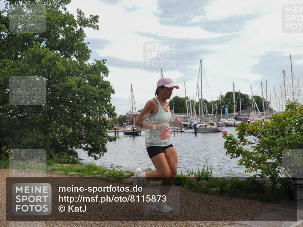 22.06.2025 - Viking Triathlon KatJ http://msf.ph/oto/8115873 22.06.2025 13:24:38 Laufen 659 meine-sportfotos.de