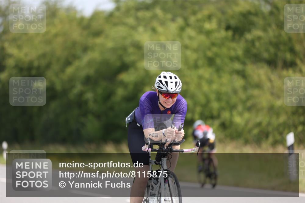 22.06.2025 - Viking Triathlon Yannick Fuchs http://msf.ph/oto/8115875 22.06.2025 11:40:33 Radfahren 50, 149, 168, 208, 296, 524, 608, 637 meine-sportfotos.de