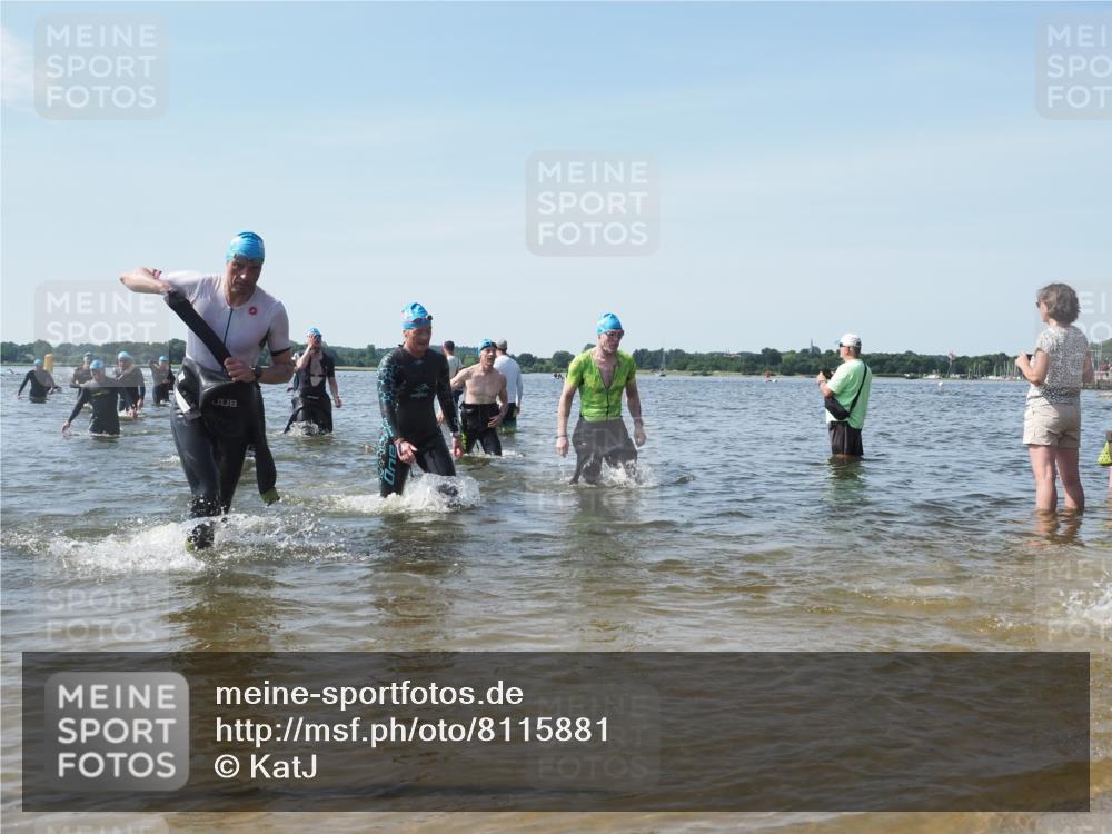 22.06.2025 - Viking Triathlon KatJ http://msf.ph/oto/8115881 22.06.2025 10:43:06 Schwimmen 31, 66, 109, 110, 128, 133, 167, 186, 309, 328, 358, 450, 489 meine-sportfotos.de