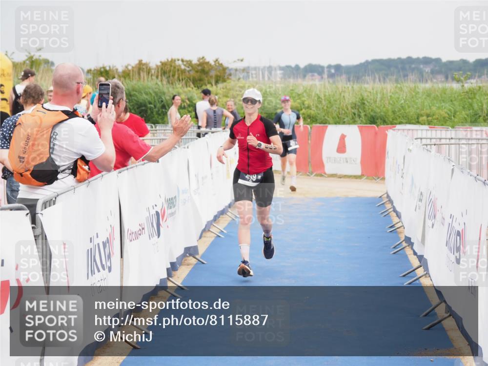 22.06.2025 - Viking Triathlon MichiJ http://msf.ph/oto/8115887 22.06.2025 16:49:53 Ziel 499 meine-sportfotos.de