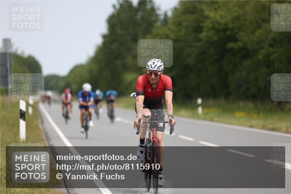 22.06.2025 - Viking Triathlon Yannick Fuchs http://msf.ph/oto/8115910 22.06.2025 12:17:46 Radfahren 45, 58, 214, 357, 414, 464, 488, 492, 509, 511, 639, 653 meine-sportfotos.de