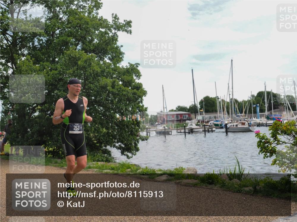 22.06.2025 - Viking Triathlon KatJ http://msf.ph/oto/8115913 22.06.2025 13:24:51 Laufen 253 meine-sportfotos.de