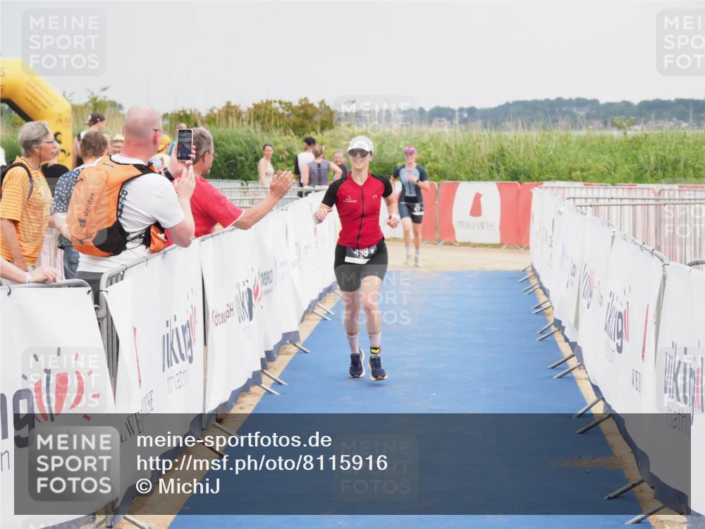 22.06.2025 - Viking Triathlon MichiJ http://msf.ph/oto/8115916 22.06.2025 16:49:53 Ziel 499 meine-sportfotos.de
