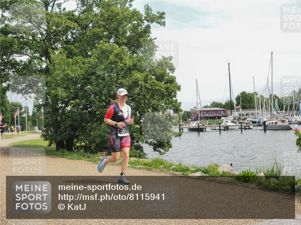 22.06.2025 - Viking Triathlon KatJ http://msf.ph/oto/8115941 22.06.2025 15:09:50 Laufen 320, 470 meine-sportfotos.de
