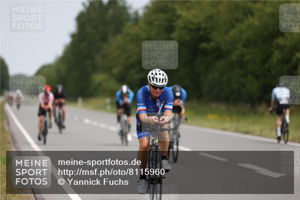 22.06.2025 - Viking Triathlon Yannick Fuchs http://msf.ph/oto/8115960 22.06.2025 12:17:49 Radfahren 45, 58, 214, 414, 464, 488, 492, 509, 511, 653 meine-sportfotos.de