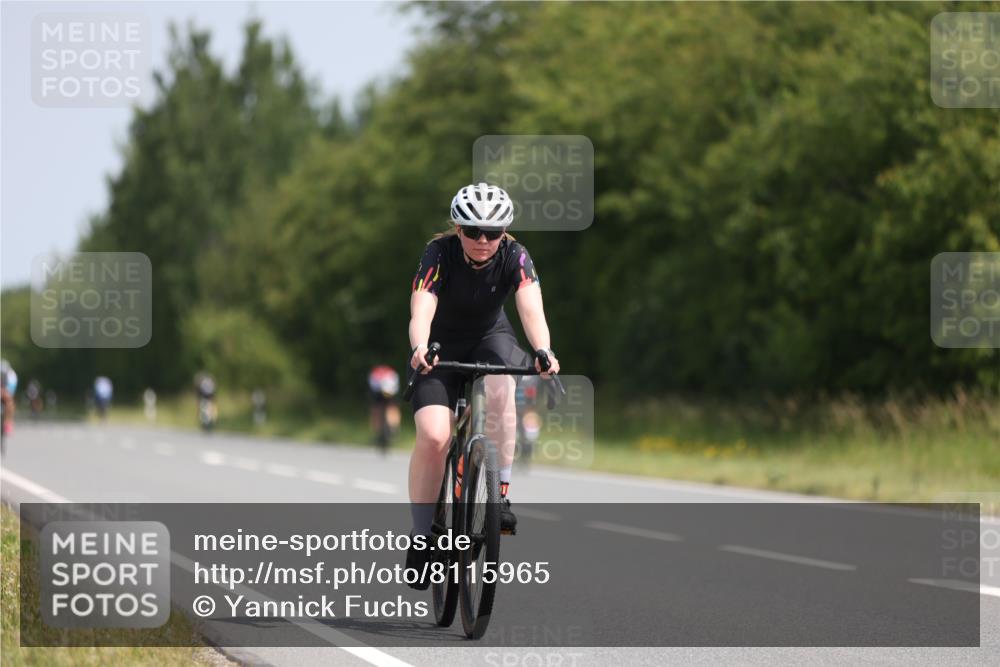 22.06.2025 - Viking Triathlon Yannick Fuchs http://msf.ph/oto/8115965 22.06.2025 11:40:38 Radfahren 50, 75, 168, 170, 187, 208, 256, 296, 312, 506, 608, 637 meine-sportfotos.de