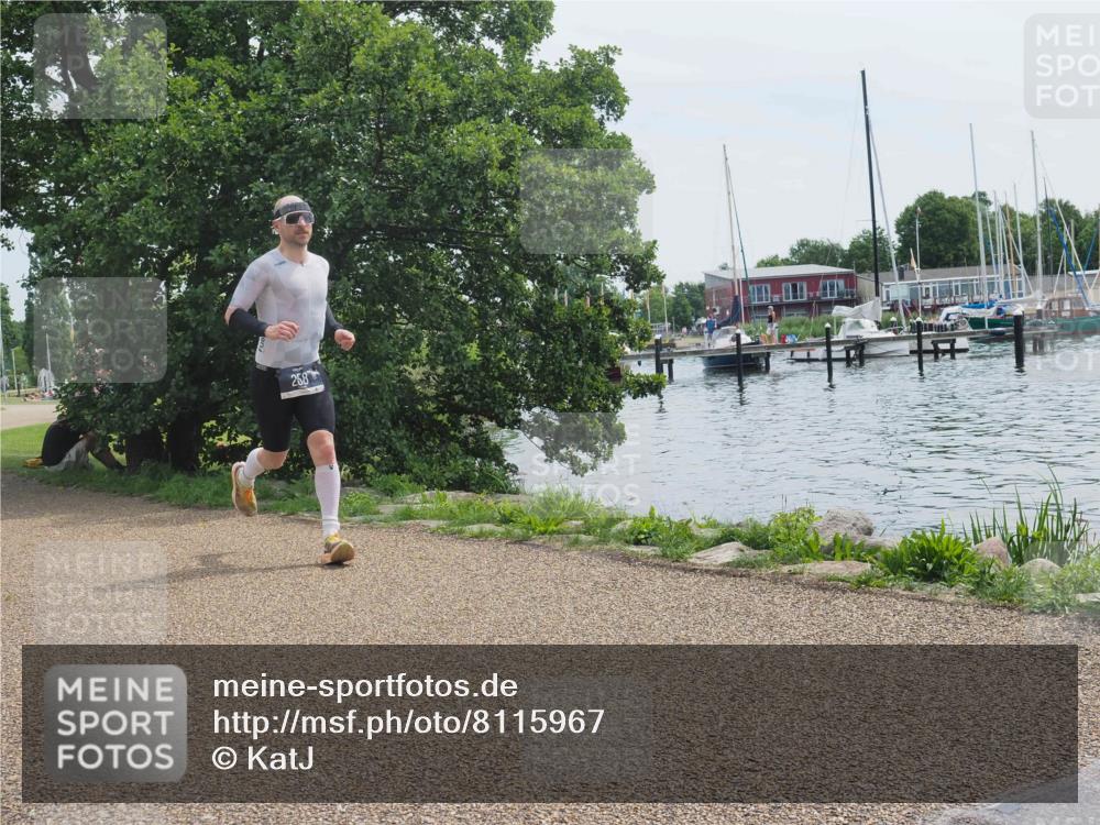 22.06.2025 - Viking Triathlon KatJ http://msf.ph/oto/8115967 22.06.2025 12:54:57 Laufen 258 meine-sportfotos.de