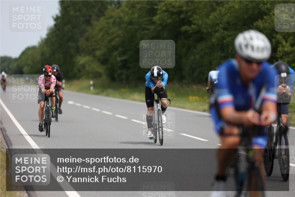 22.06.2025 - Viking Triathlon Yannick Fuchs http://msf.ph/oto/8115970 22.06.2025 12:17:50 Radfahren 45, 214, 414, 464, 488, 492, 509, 511, 653 meine-sportfotos.de