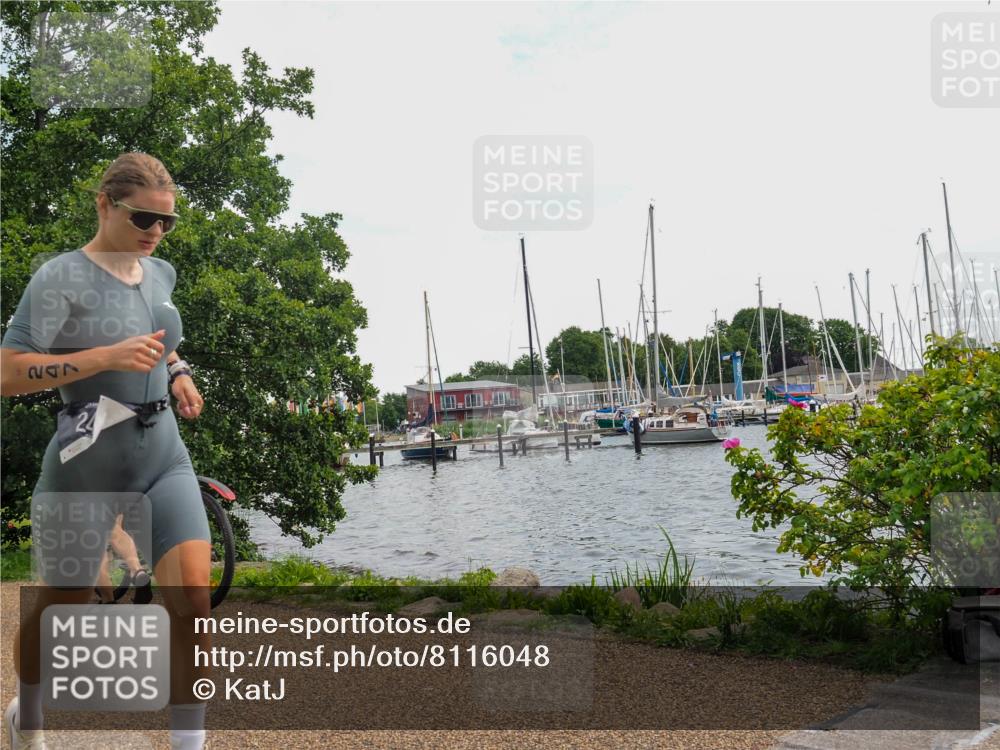 22.06.2025 - Viking Triathlon KatJ http://msf.ph/oto/8116048 22.06.2025 13:25:02 Laufen 247, 337 meine-sportfotos.de