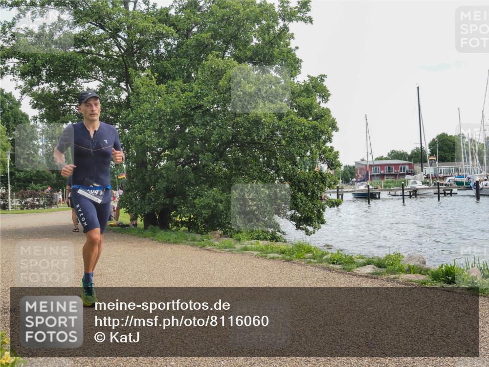 22.06.2025 - Viking Triathlon KatJ http://msf.ph/oto/8116060 22.06.2025 13:25:07 Laufen 204 meine-sportfotos.de