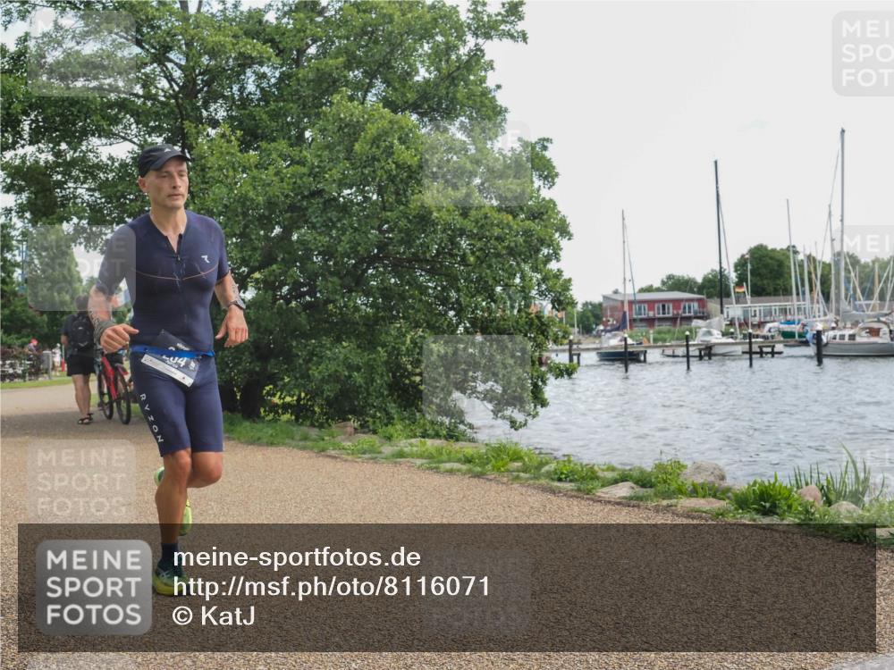 22.06.2025 - Viking Triathlon KatJ http://msf.ph/oto/8116071 22.06.2025 13:25:07 Laufen 204 meine-sportfotos.de