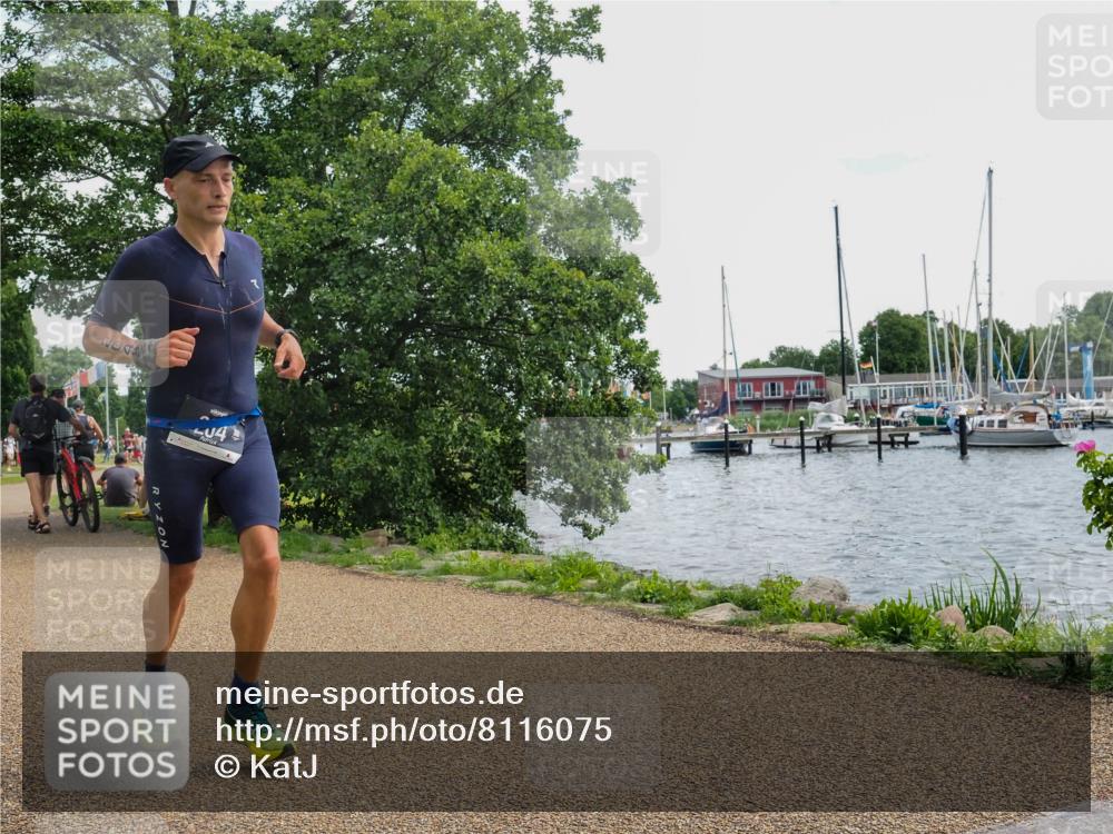 22.06.2025 - Viking Triathlon KatJ http://msf.ph/oto/8116075 22.06.2025 13:25:07 Laufen 204 meine-sportfotos.de