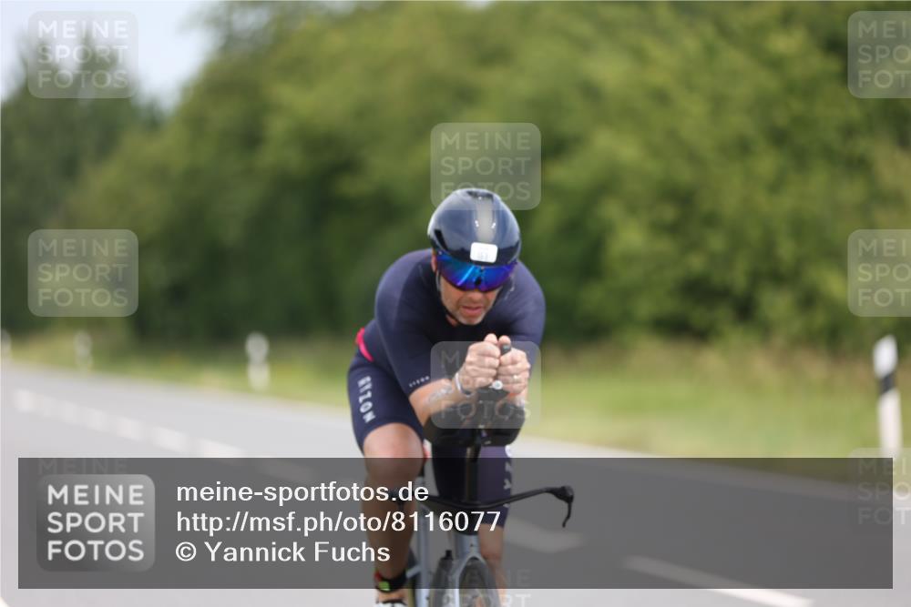 22.06.2025 - Viking Triathlon Yannick Fuchs http://msf.ph/oto/8116077 22.06.2025 12:18:29 Radfahren 12, 159, 421, 470 meine-sportfotos.de