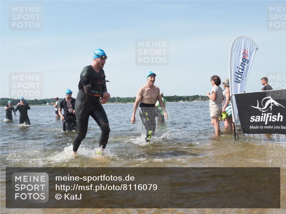 22.06.2025 - Viking Triathlon KatJ http://msf.ph/oto/8116079 22.06.2025 10:43:11 Schwimmen 31, 66, 109, 110, 115, 128, 167, 186, 309, 328, 358, 450, 483, 489 meine-sportfotos.de