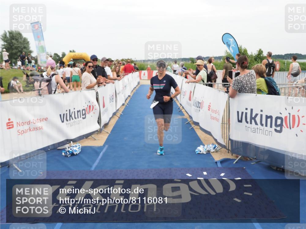 22.06.2025 - Viking Triathlon MichiJ http://msf.ph/oto/8116081 22.06.2025 15:06:01 Ziel 301 meine-sportfotos.de