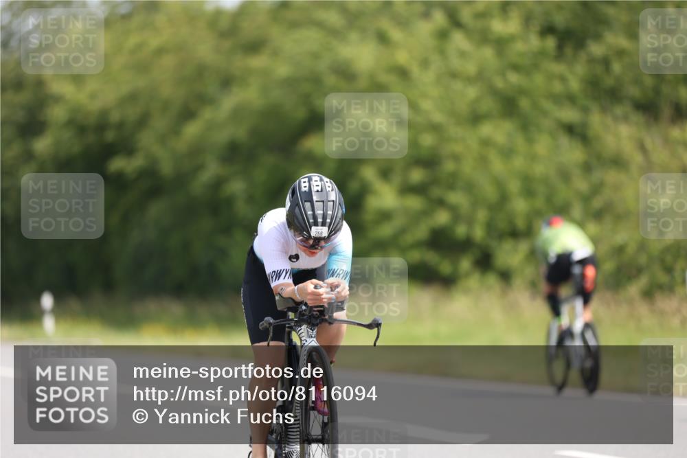 22.06.2025 - Viking Triathlon Yannick Fuchs http://msf.ph/oto/8116094 22.06.2025 11:40:45 Radfahren 39, 40, 50, 75, 158, 170, 187, 208, 209, 256, 296, 312, 316, 428, 503, 506, 557 meine-sportfotos.de