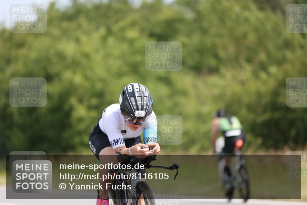 22.06.2025 - Viking Triathlon Yannick Fuchs http://msf.ph/oto/8116105 22.06.2025 11:40:46 Radfahren 39, 40, 75, 158, 170, 187, 208, 209, 256, 296, 312, 316, 428, 503, 506, 507, 557 meine-sportfotos.de