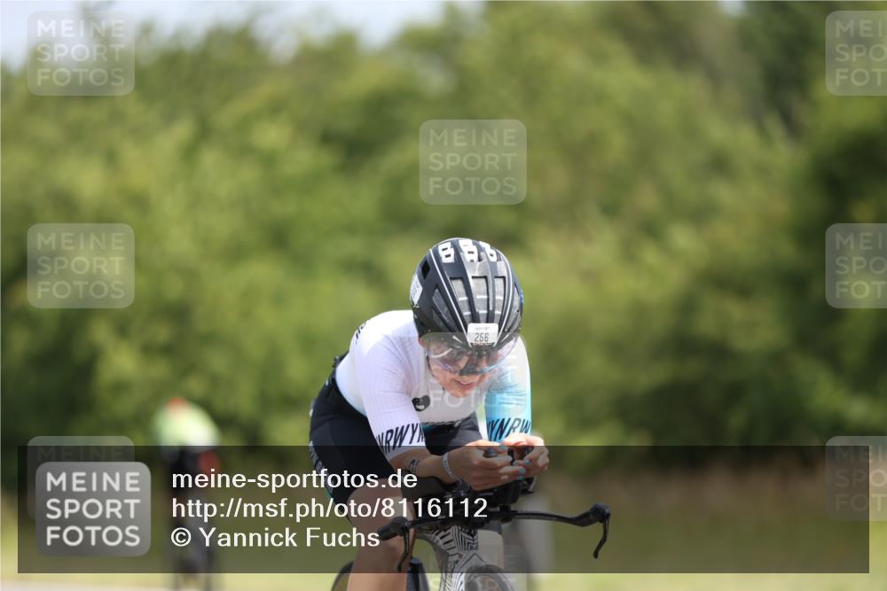 22.06.2025 - Viking Triathlon Yannick Fuchs http://msf.ph/oto/8116112 22.06.2025 11:40:46 Radfahren 39, 40, 75, 158, 170, 187, 208, 209, 256, 296, 312, 316, 428, 503, 506, 507, 557 meine-sportfotos.de