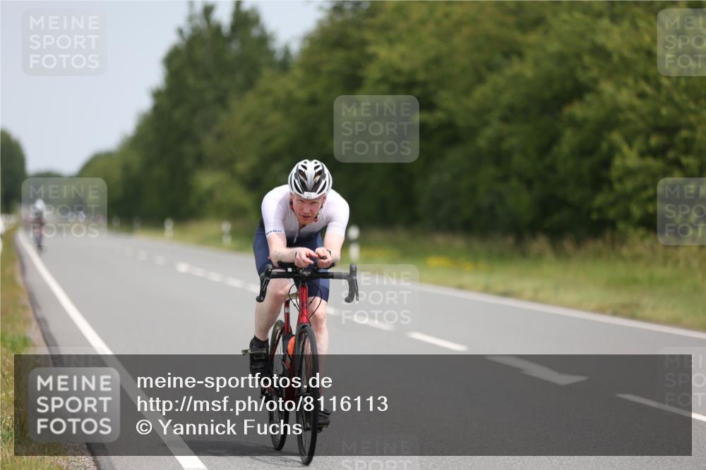 22.06.2025 - Viking Triathlon Yannick Fuchs http://msf.ph/oto/8116113 22.06.2025 12:18:36 Radfahren 12, 421, 459, 470, 624 meine-sportfotos.de