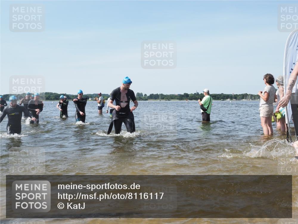 22.06.2025 - Viking Triathlon KatJ http://msf.ph/oto/8116117 22.06.2025 10:43:13 Schwimmen 31, 66, 109, 110, 115, 128, 167, 186, 328, 358, 483, 489 meine-sportfotos.de