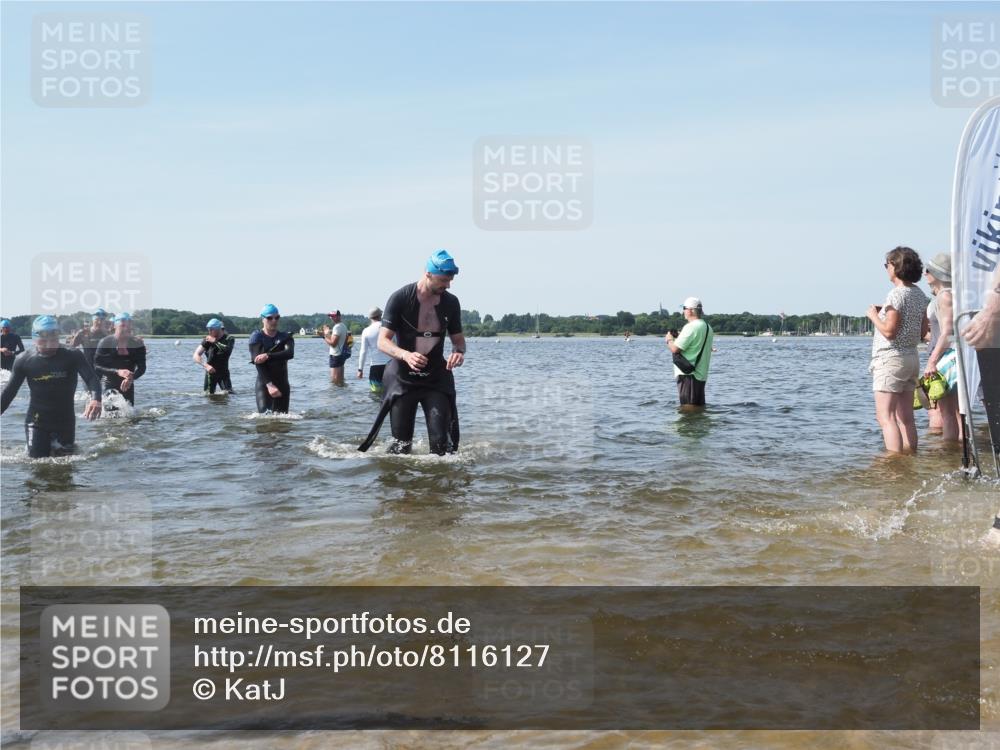 22.06.2025 - Viking Triathlon KatJ http://msf.ph/oto/8116127 22.06.2025 10:43:13 Schwimmen 31, 66, 109, 110, 115, 128, 167, 186, 328, 358, 483, 489 meine-sportfotos.de